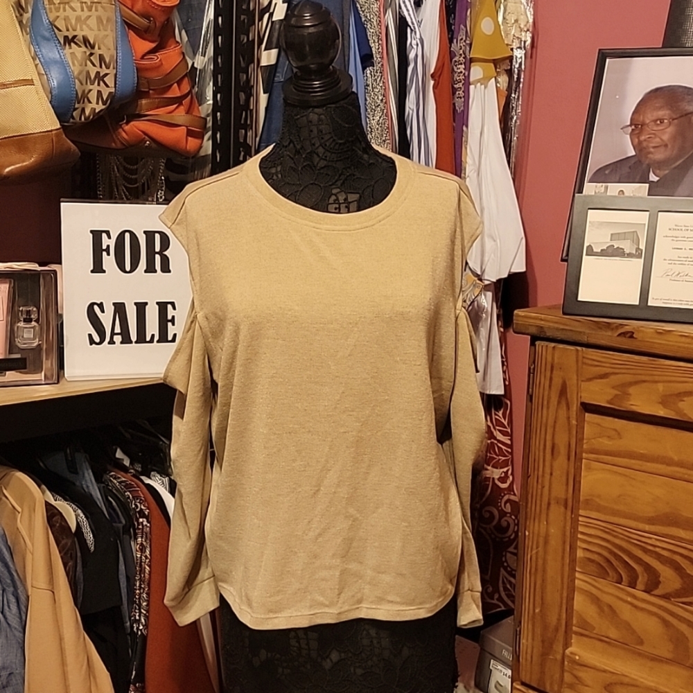 Latte Eloquii Cold Shoulder Sweater